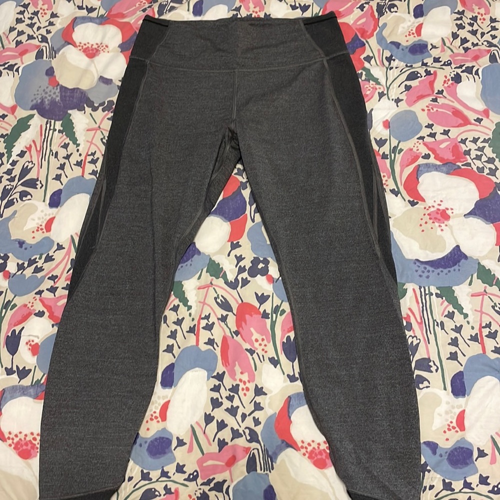 Lululemon leggings 12
